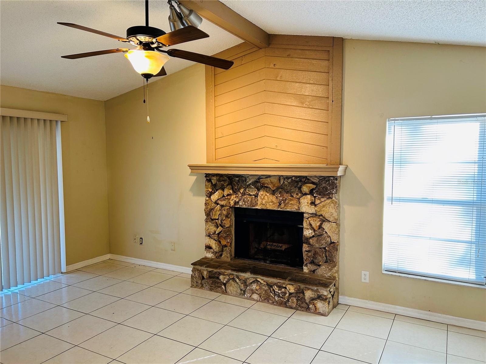 3303 JON JON DR, ORLANDO, FL, 32822