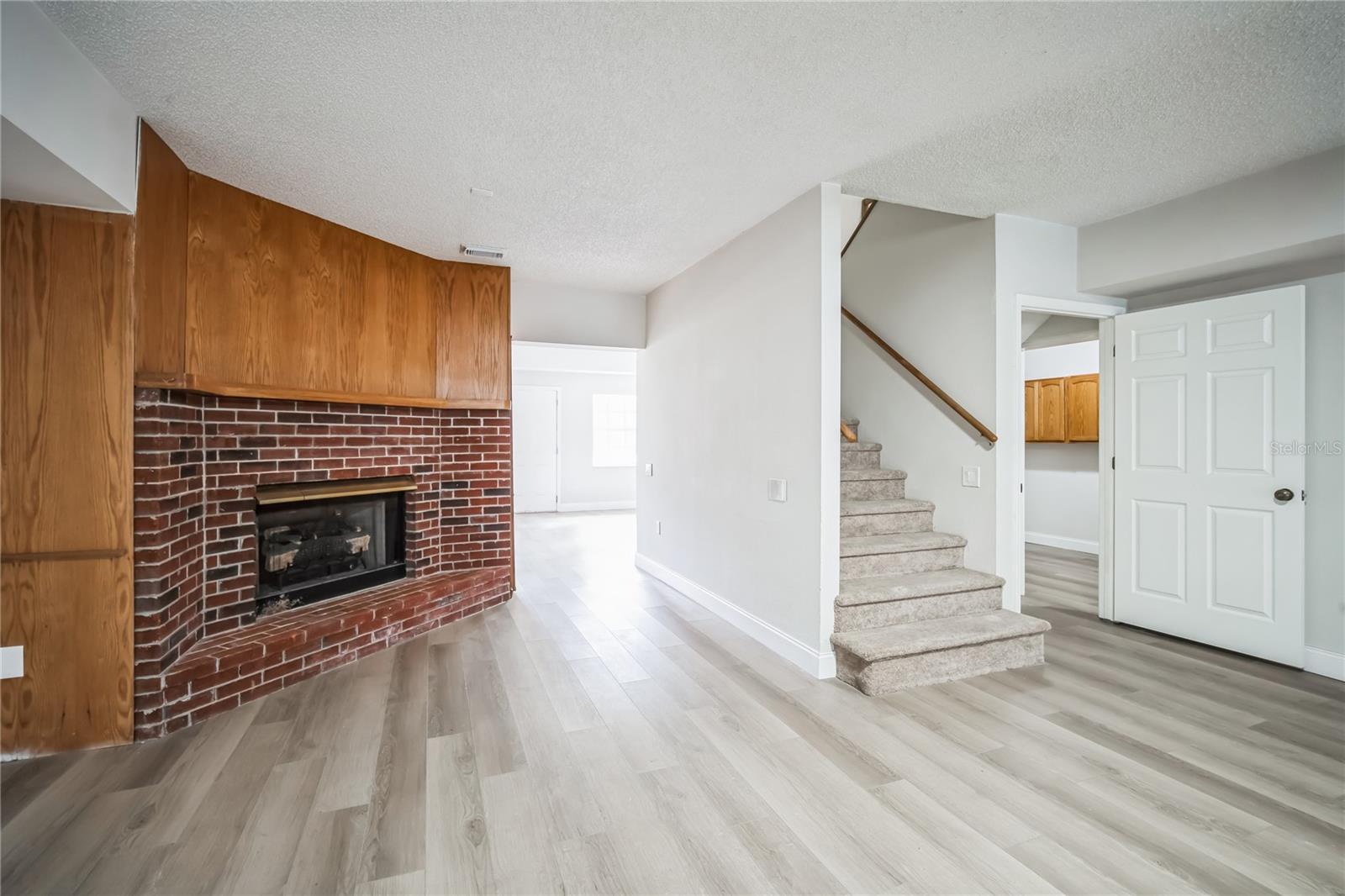 3045 DOVE LN, MULBERRY, FL, 33860
