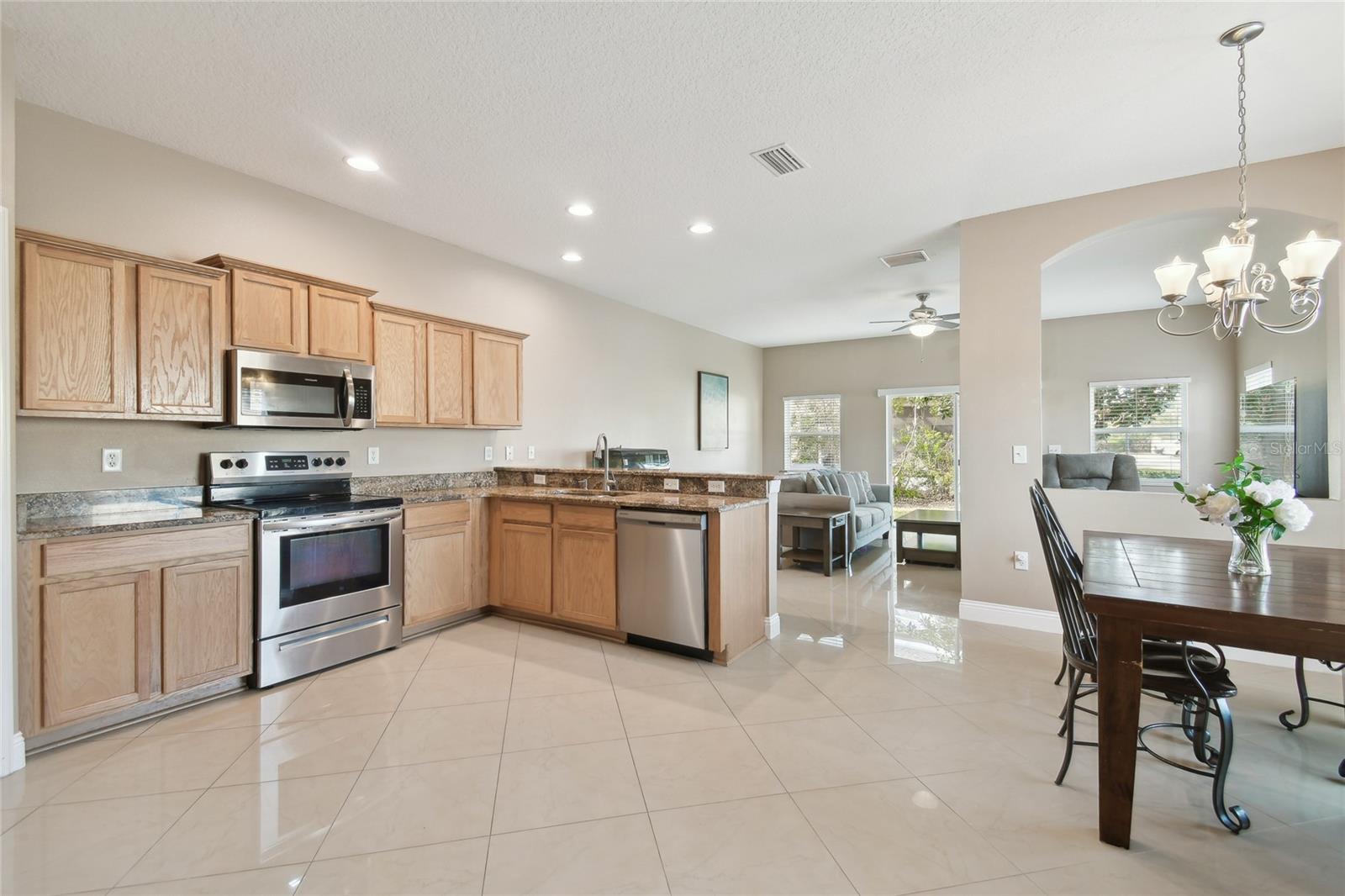 1115 ANDREW AVILES CIR, TAMPA, FL, 33619
