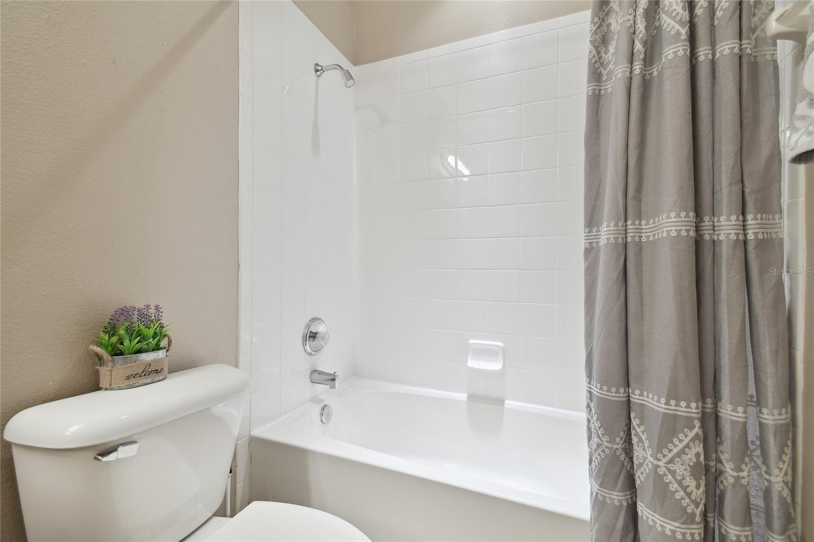 1115 ANDREW AVILES CIR, TAMPA, FL, 33619