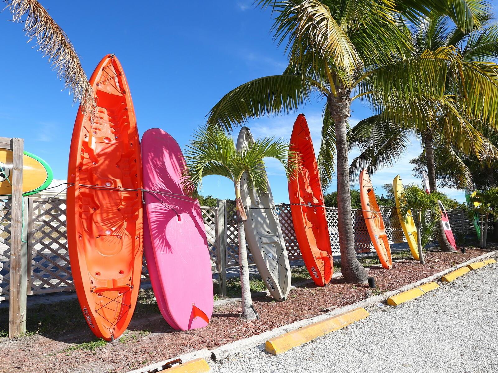 18 N CASEY KEY RD, OSPREY, FL, 34229