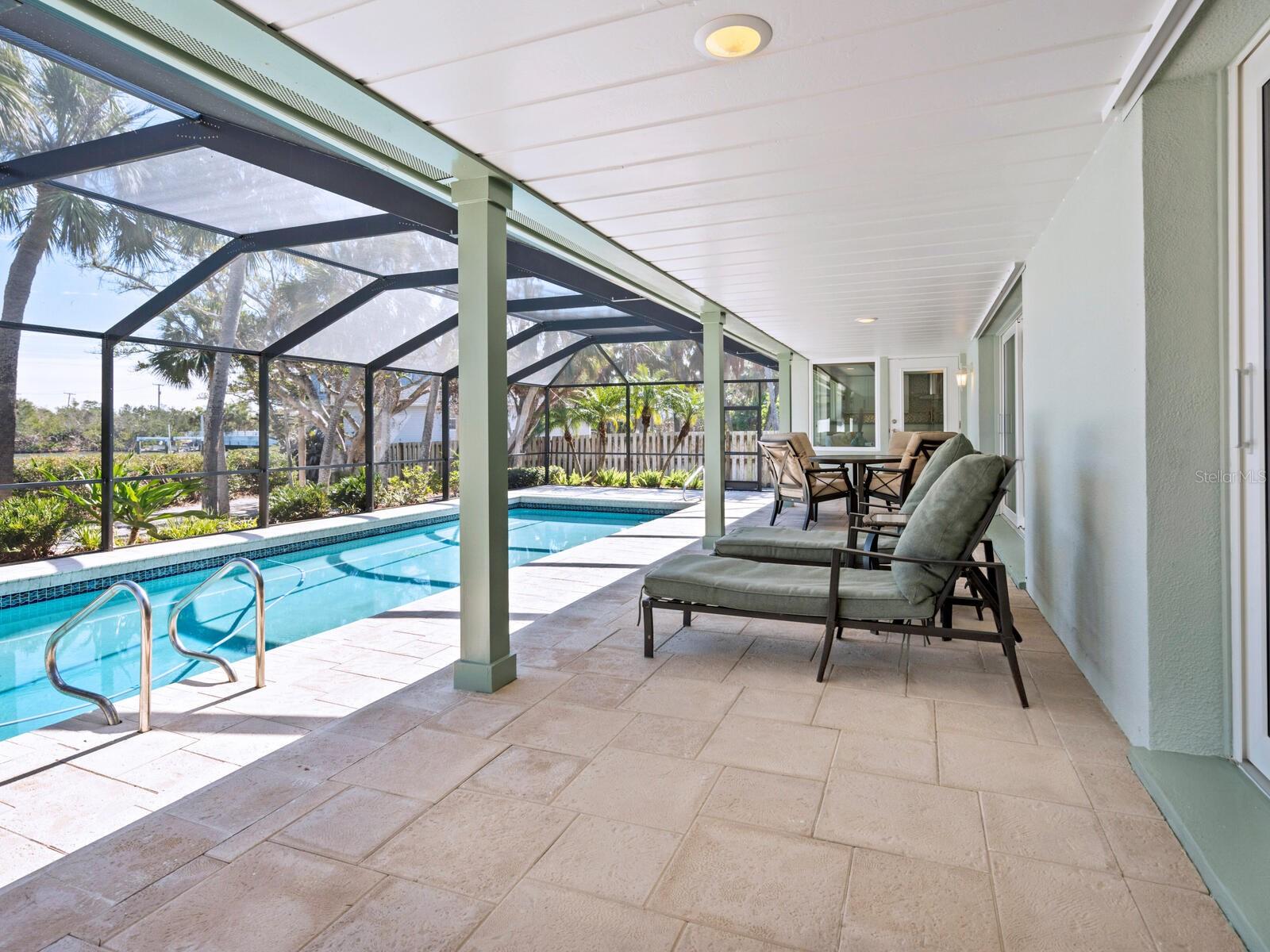 18 N CASEY KEY RD, OSPREY, FL, 34229