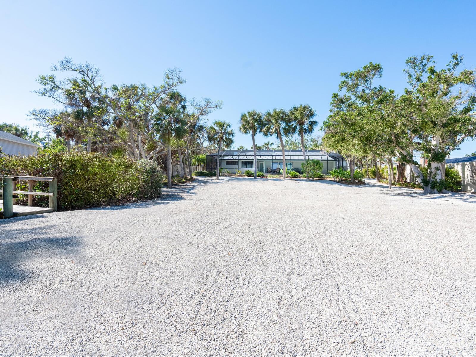 18 N CASEY KEY RD, OSPREY, FL, 34229