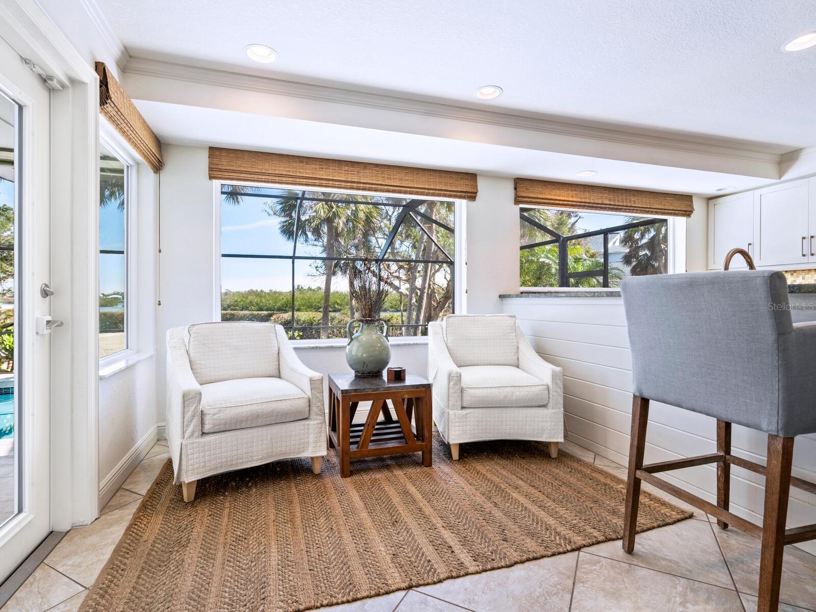 18 N CASEY KEY RD, OSPREY, FL, 34229