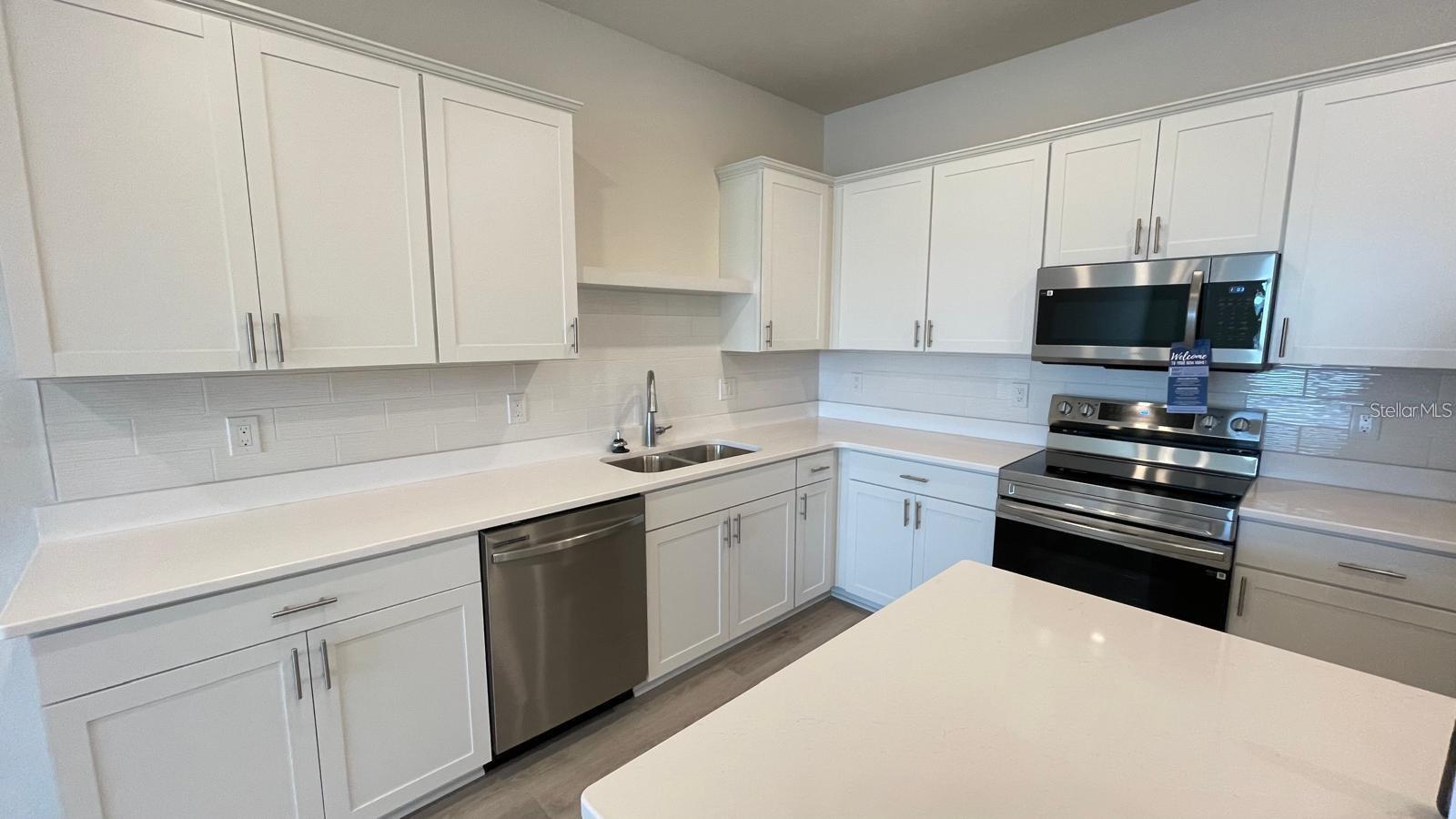 412 HUCKLEBERRY BLOSSOM DR, ST CLOUD, FL, 34771