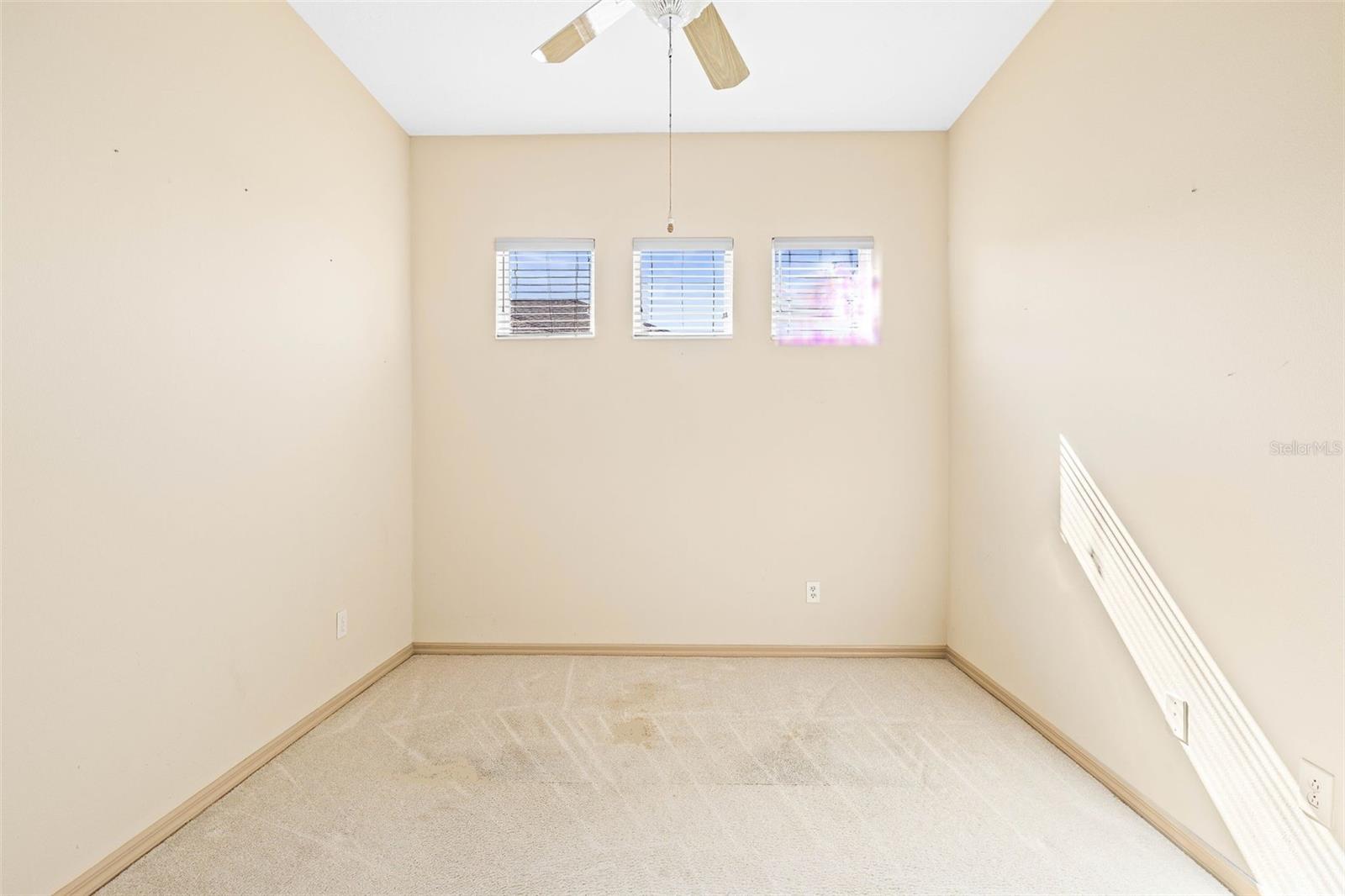 1330 MISTY GREENS DR, SUN CITY CENTER, FL, 33573