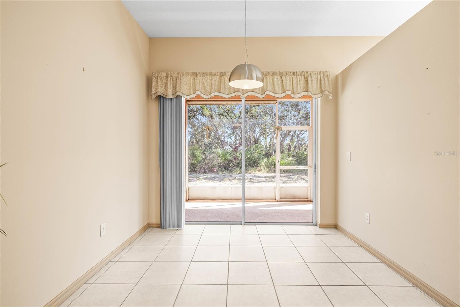 1330 MISTY GREENS DR, SUN CITY CENTER, FL, 33573