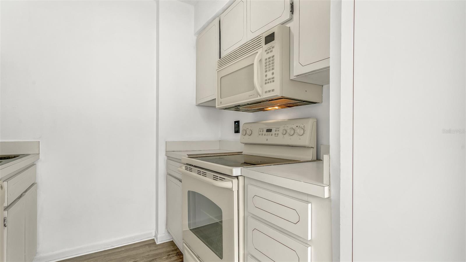 8800 BARDMOOR BLVD #12, SEMINOLE, FL, 33777