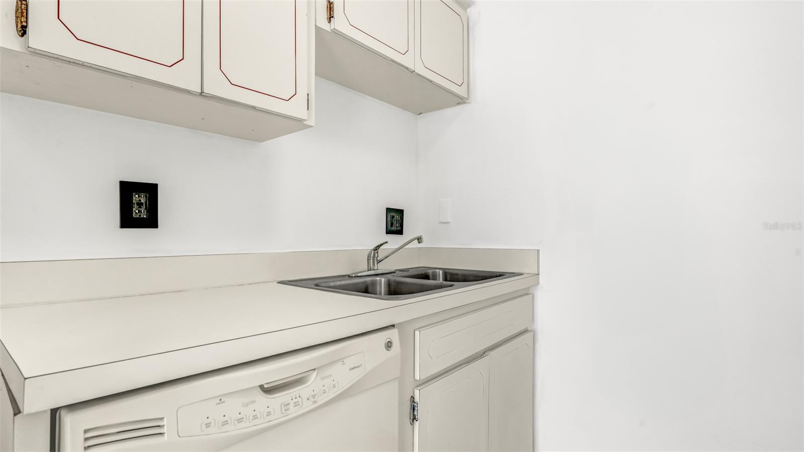 8800 BARDMOOR BLVD #12, SEMINOLE, FL, 33777