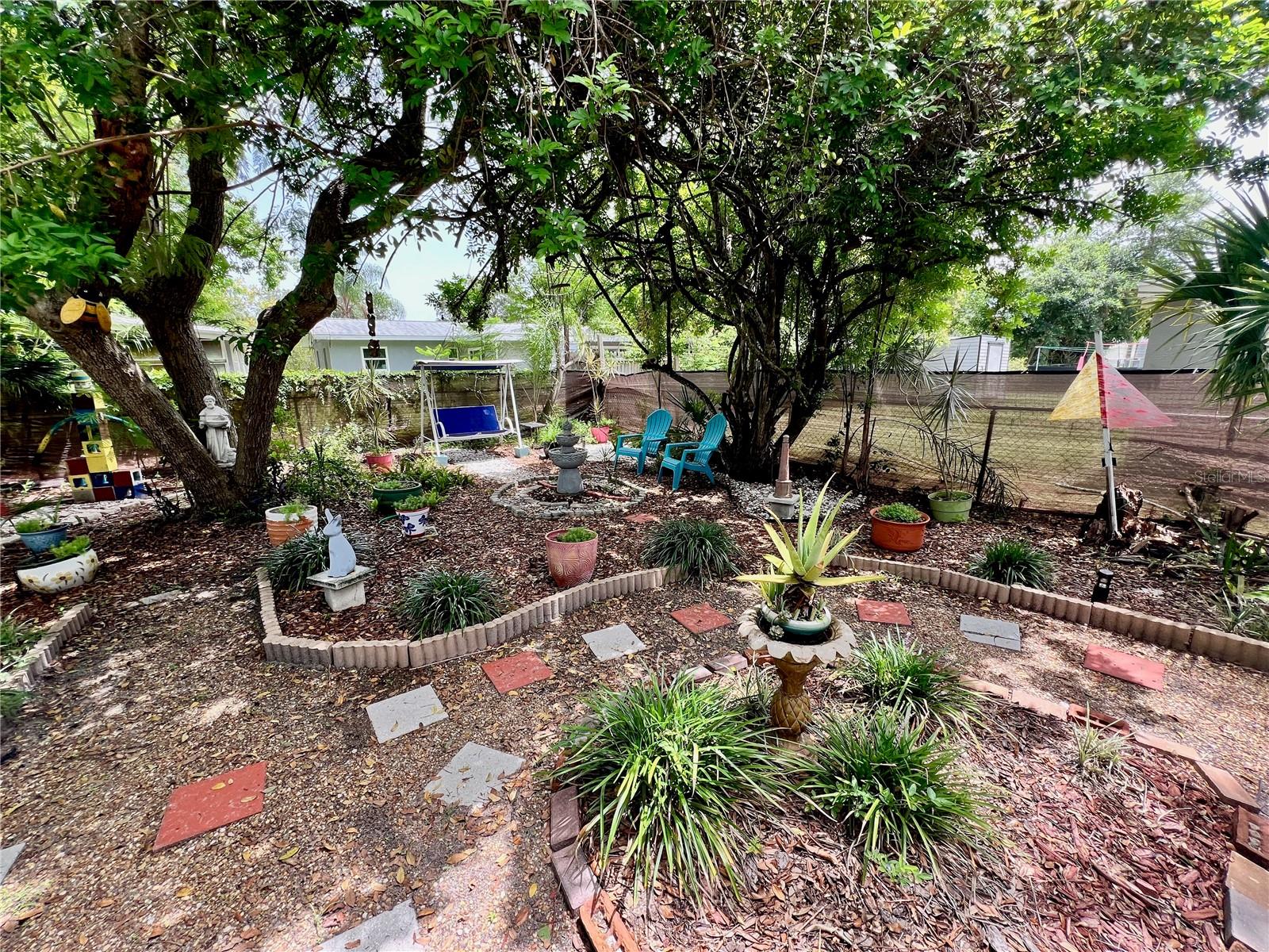 3828 HAWKEYE CIR, SARASOTA, FL, 34232