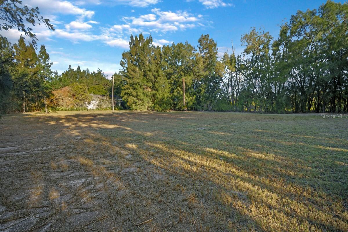 12155 S US HIGHWAY 41, GIBSONTON, FL, 33534