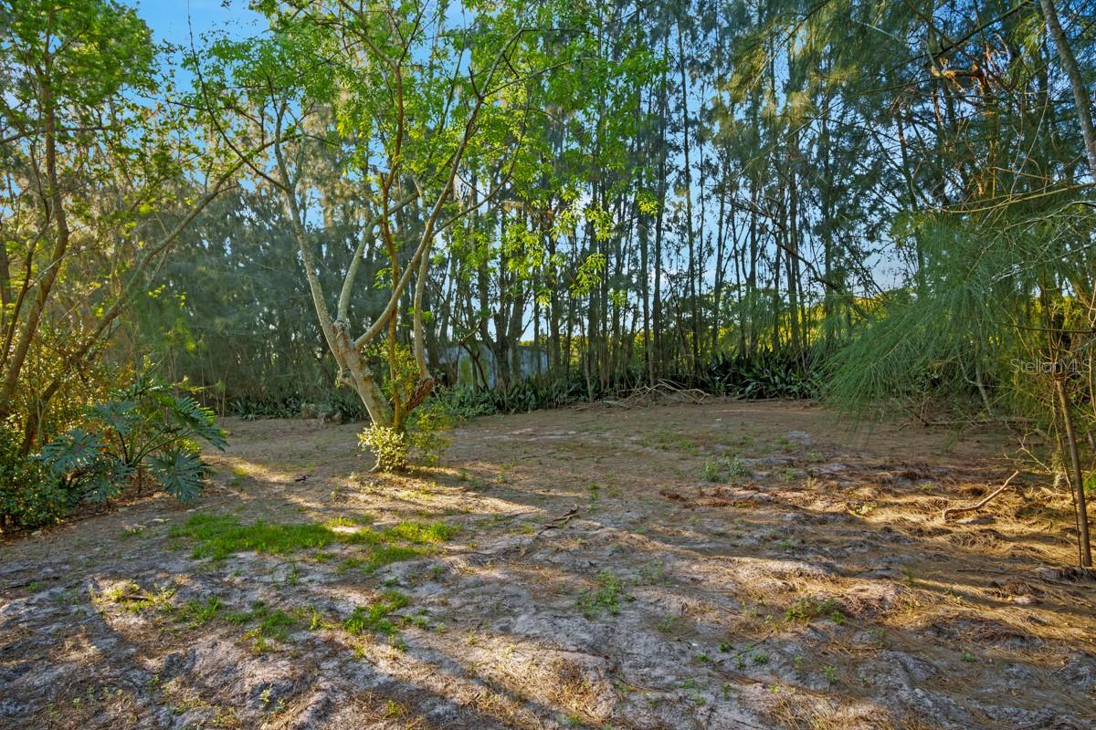 12155 S US HIGHWAY 41, GIBSONTON, FL, 33534