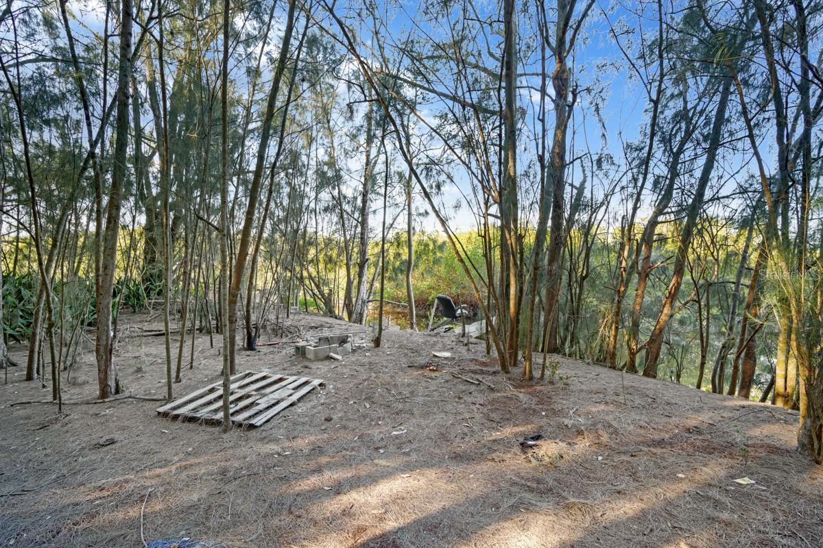 12155 S US HIGHWAY 41, GIBSONTON, FL, 33534