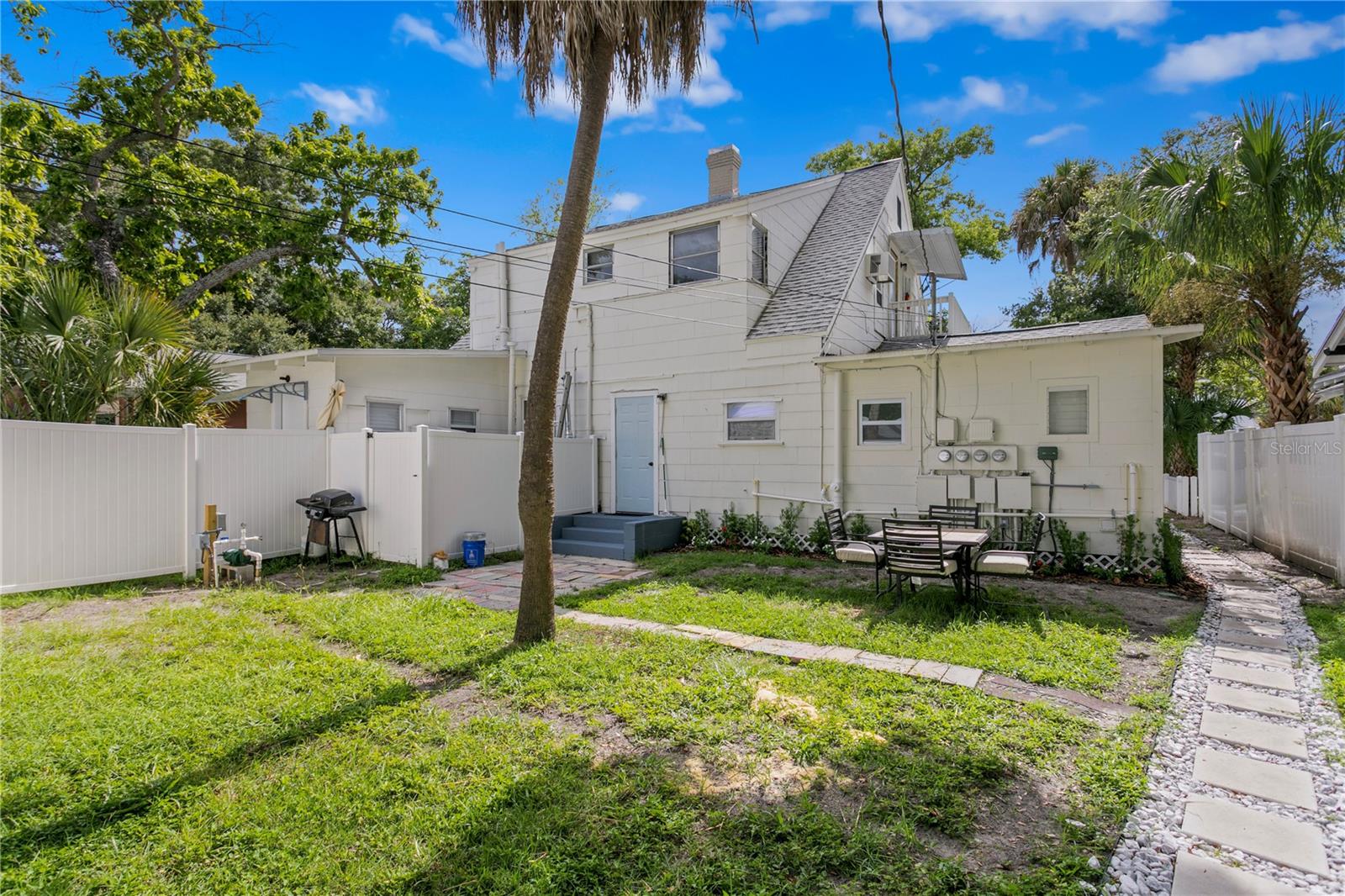 819 11TH ST N #3, ST PETERSBURG, FL, 33705
