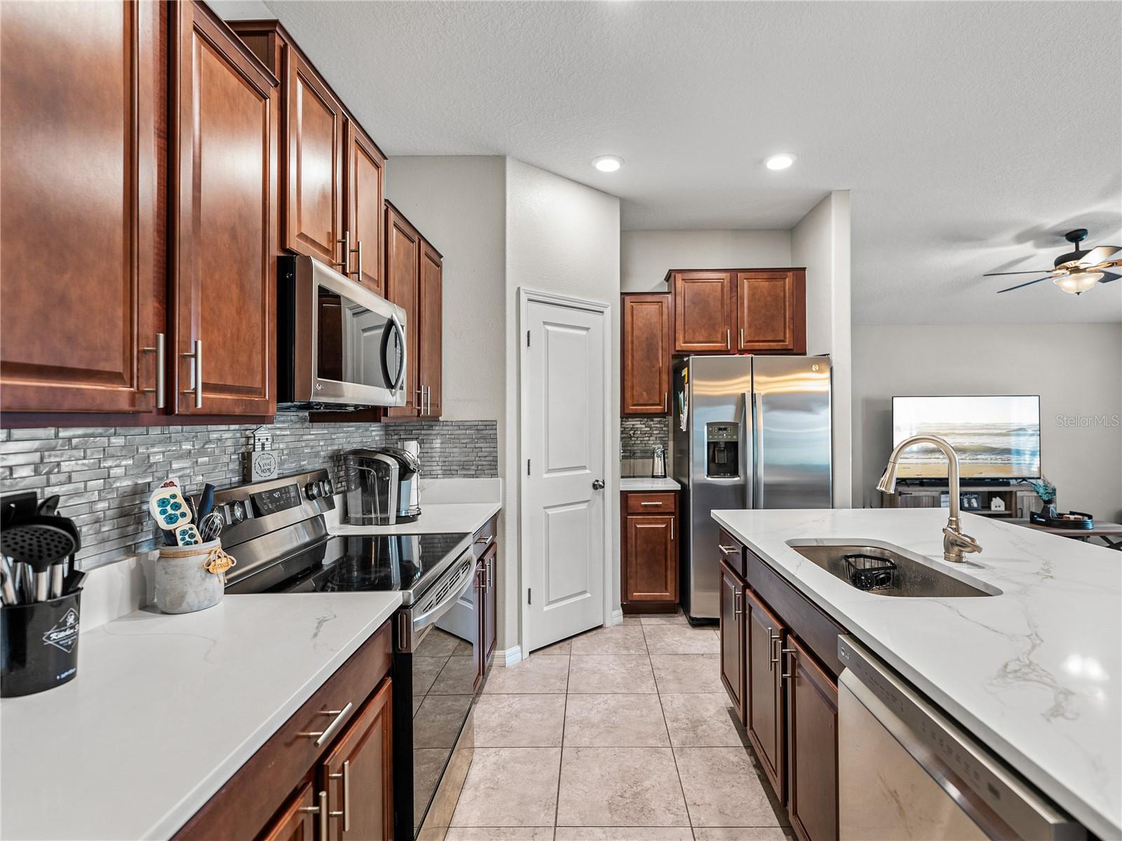 10511 FUZZY CATTAIL ST, RIVERVIEW, FL, 33578