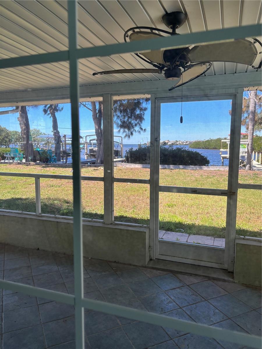 1624 SEA BREEZE DR, TARPON SPRINGS, FL, 34689