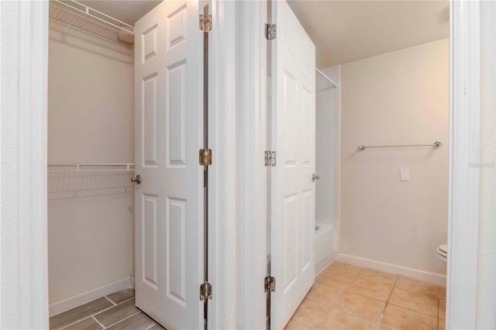 2500 WINDING CREEK BLVD #G106, CLEARWATER, FL, 33761