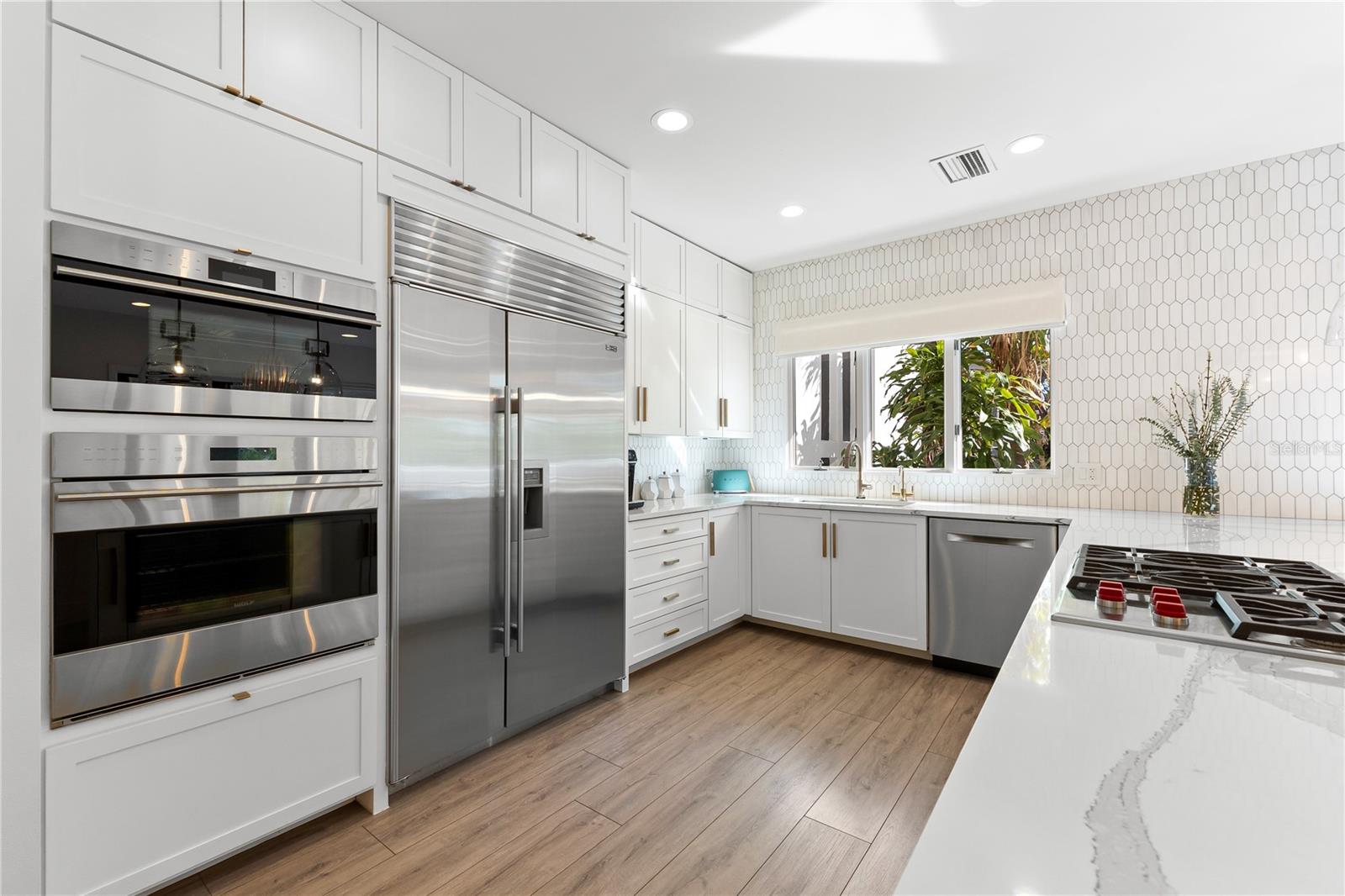 5235 SIESTA COVE DR, SARASOTA, FL, 34242