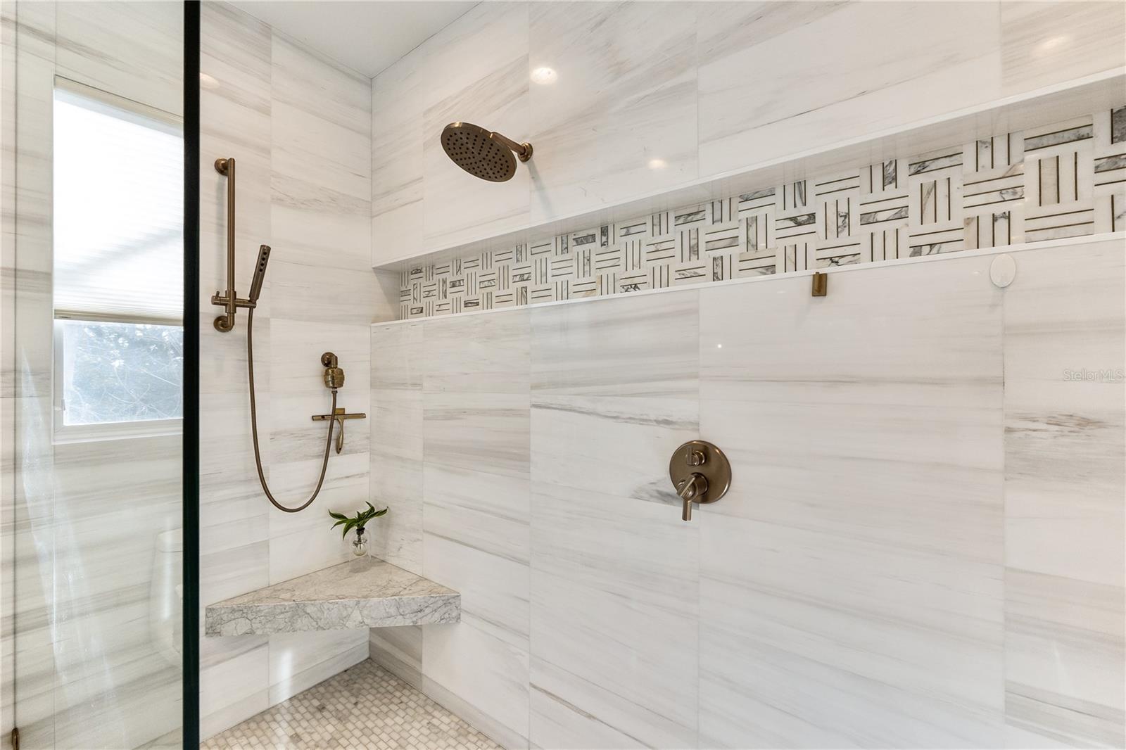 5235 SIESTA COVE DR, SARASOTA, FL, 34242