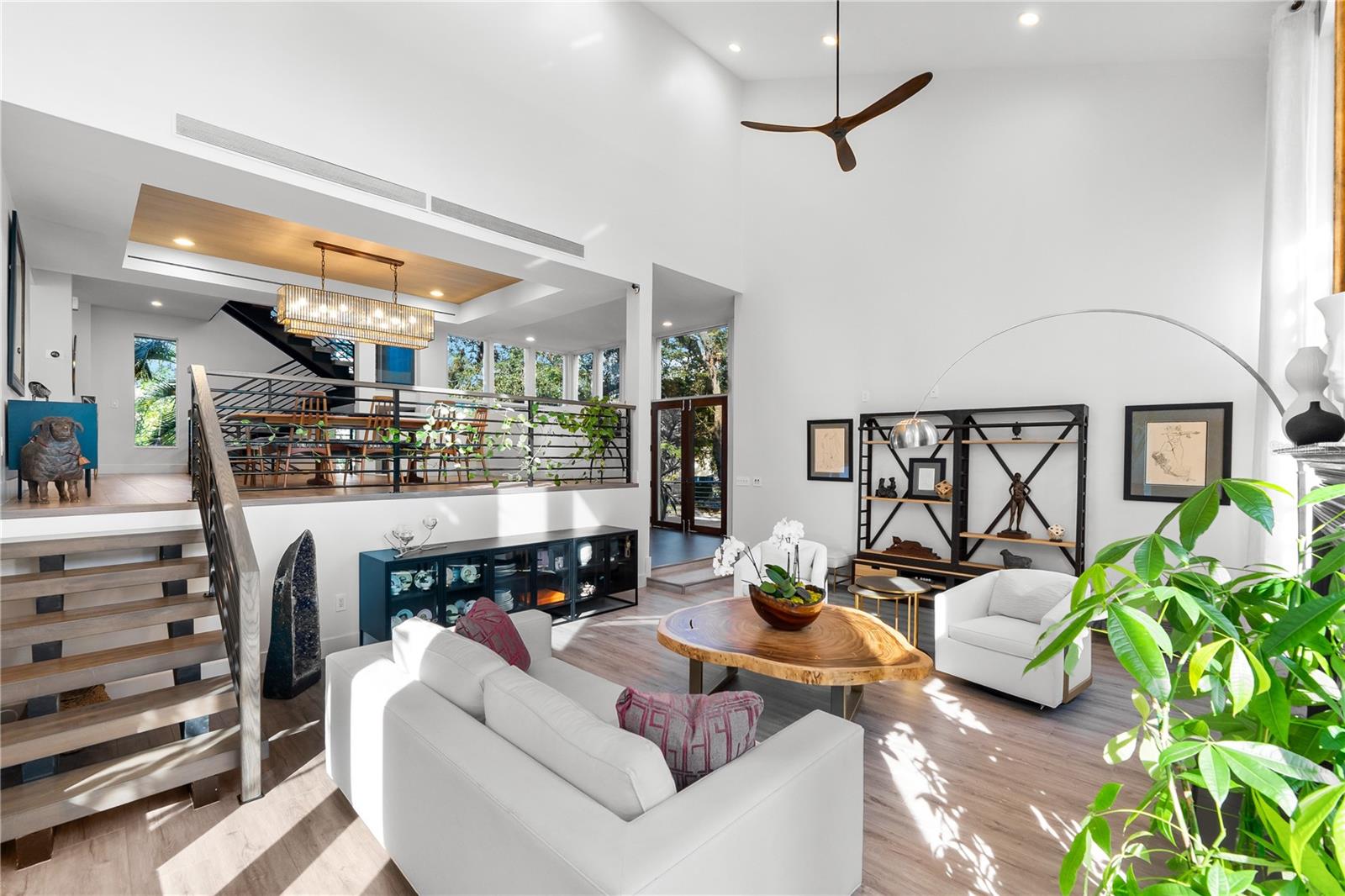 5235 SIESTA COVE DR, SARASOTA, FL, 34242