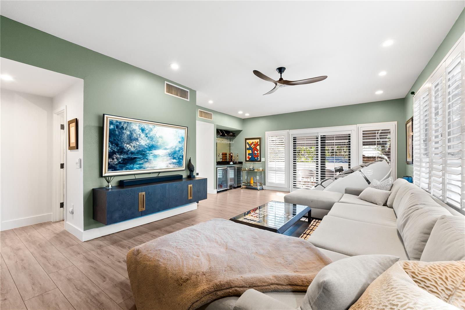 5235 SIESTA COVE DR, SARASOTA, FL, 34242