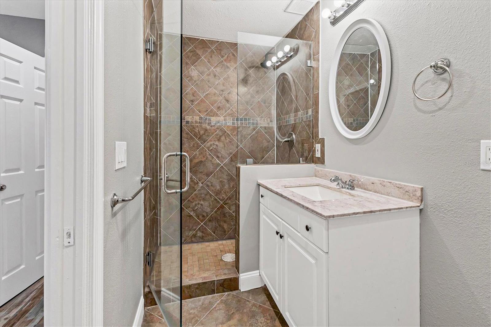 5118 6TH AVENUE DR W, BRADENTON, FL, 34209