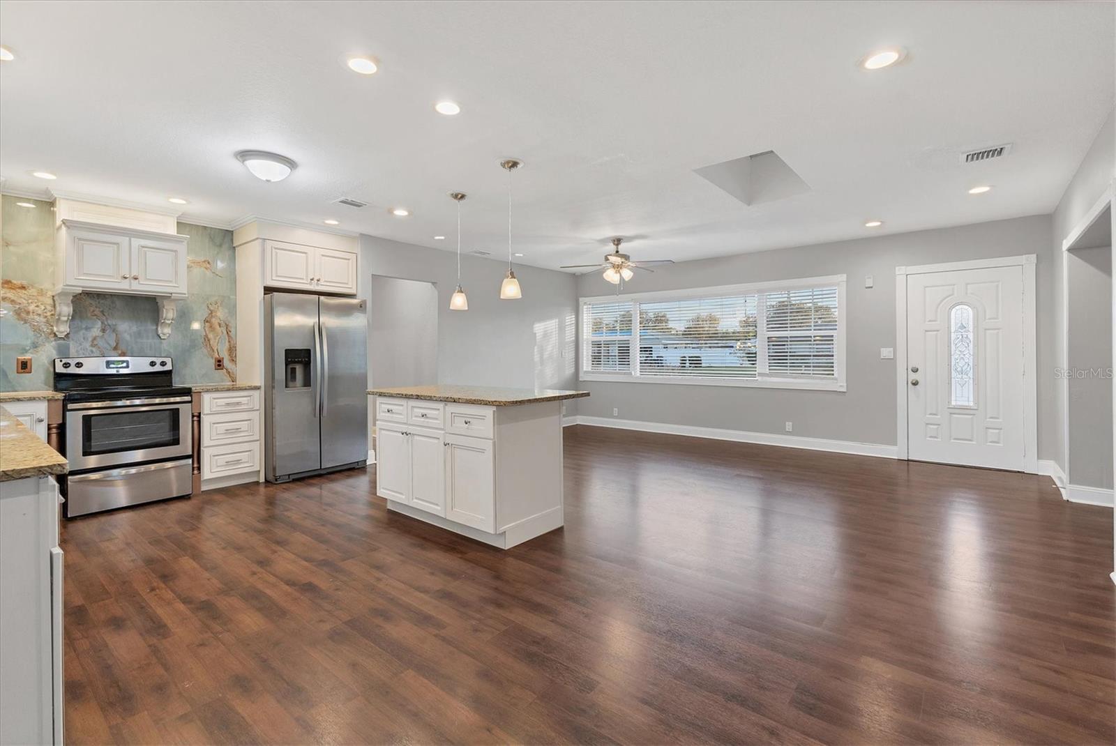 5118 6TH AVENUE DR W, BRADENTON, FL, 34209