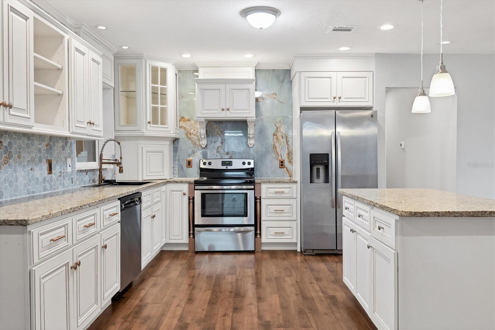 5118 6TH AVENUE DR W, BRADENTON, FL, 34209