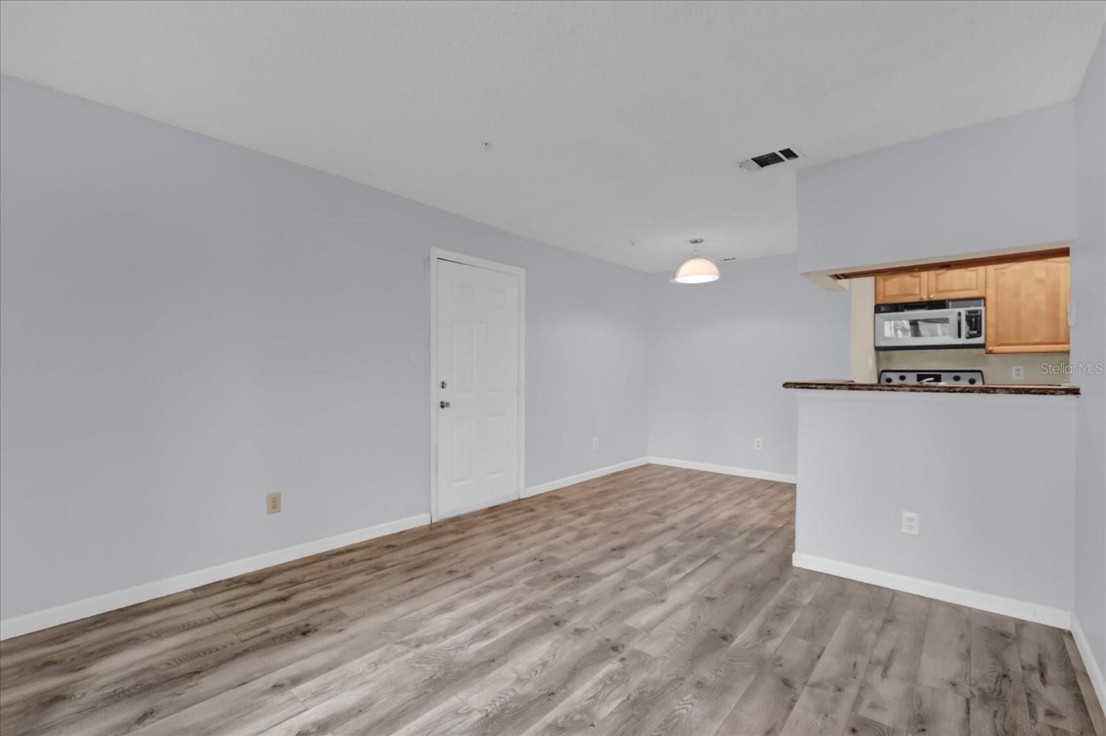 216 AFTON SQ #103, ALTAMONTE SPRINGS, FL, 32714