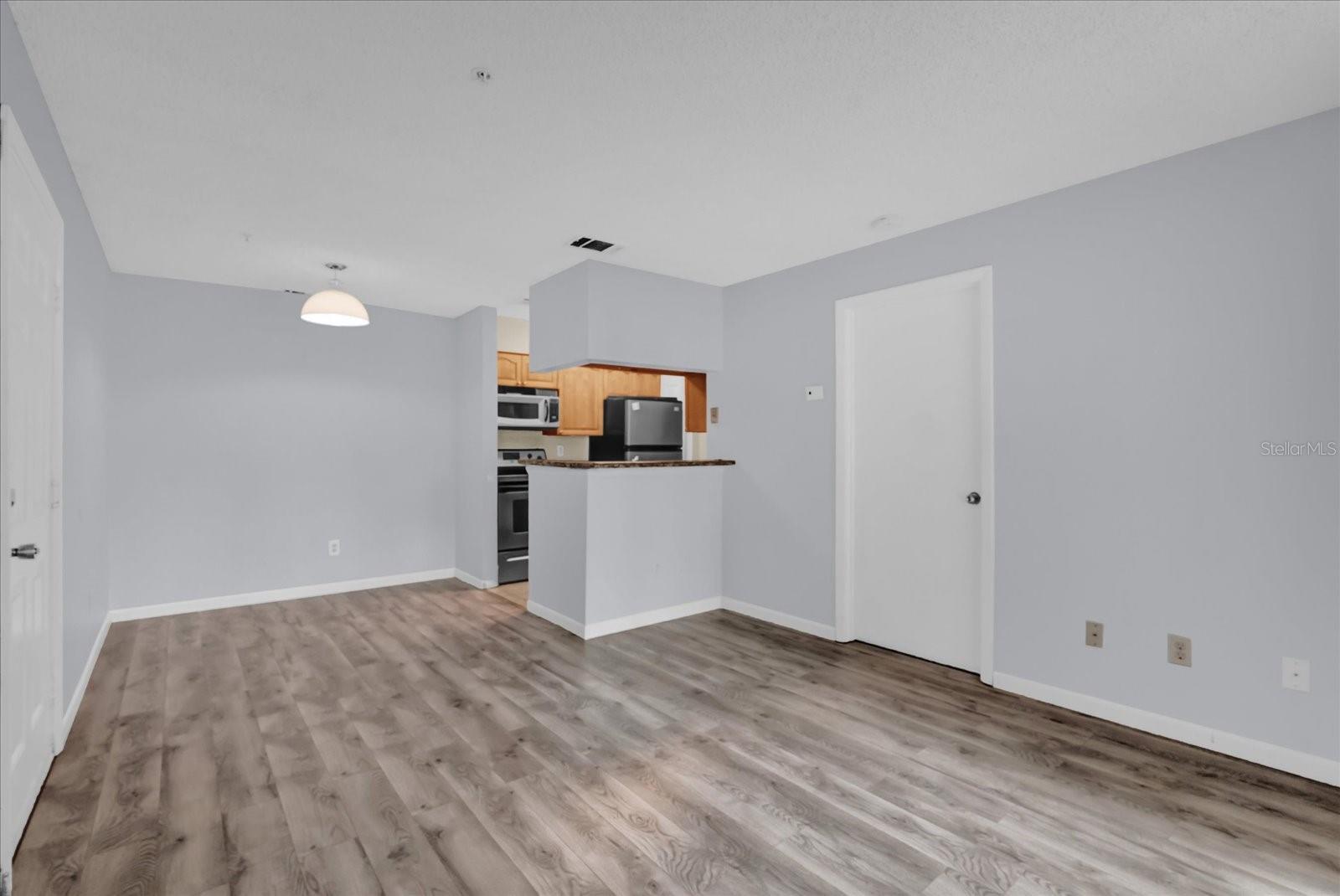 216 AFTON SQ #103, ALTAMONTE SPRINGS, FL, 32714