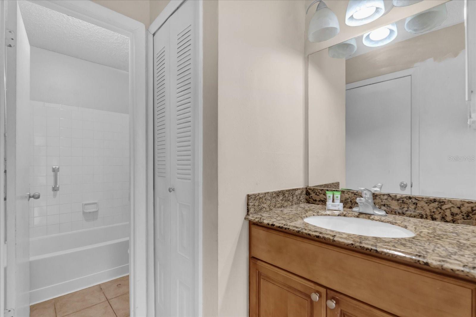 216 AFTON SQ #103, ALTAMONTE SPRINGS, FL, 32714