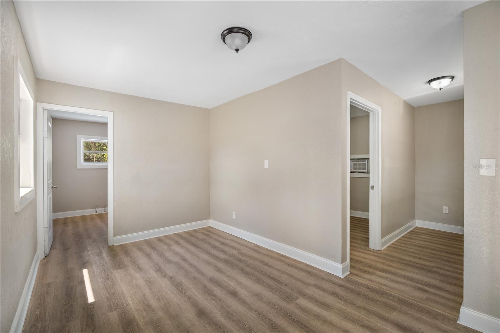 3105 W SPRUCE ST, TAMPA, FL, 33607