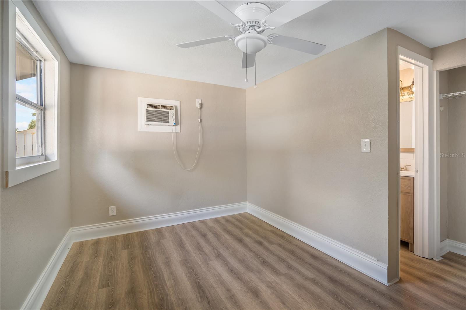 3105 W SPRUCE ST, TAMPA, FL, 33607