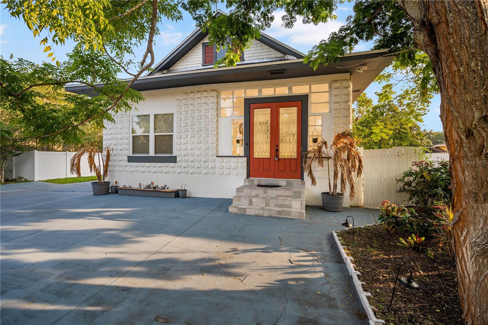 3105 W SPRUCE ST, TAMPA, FL, 33607