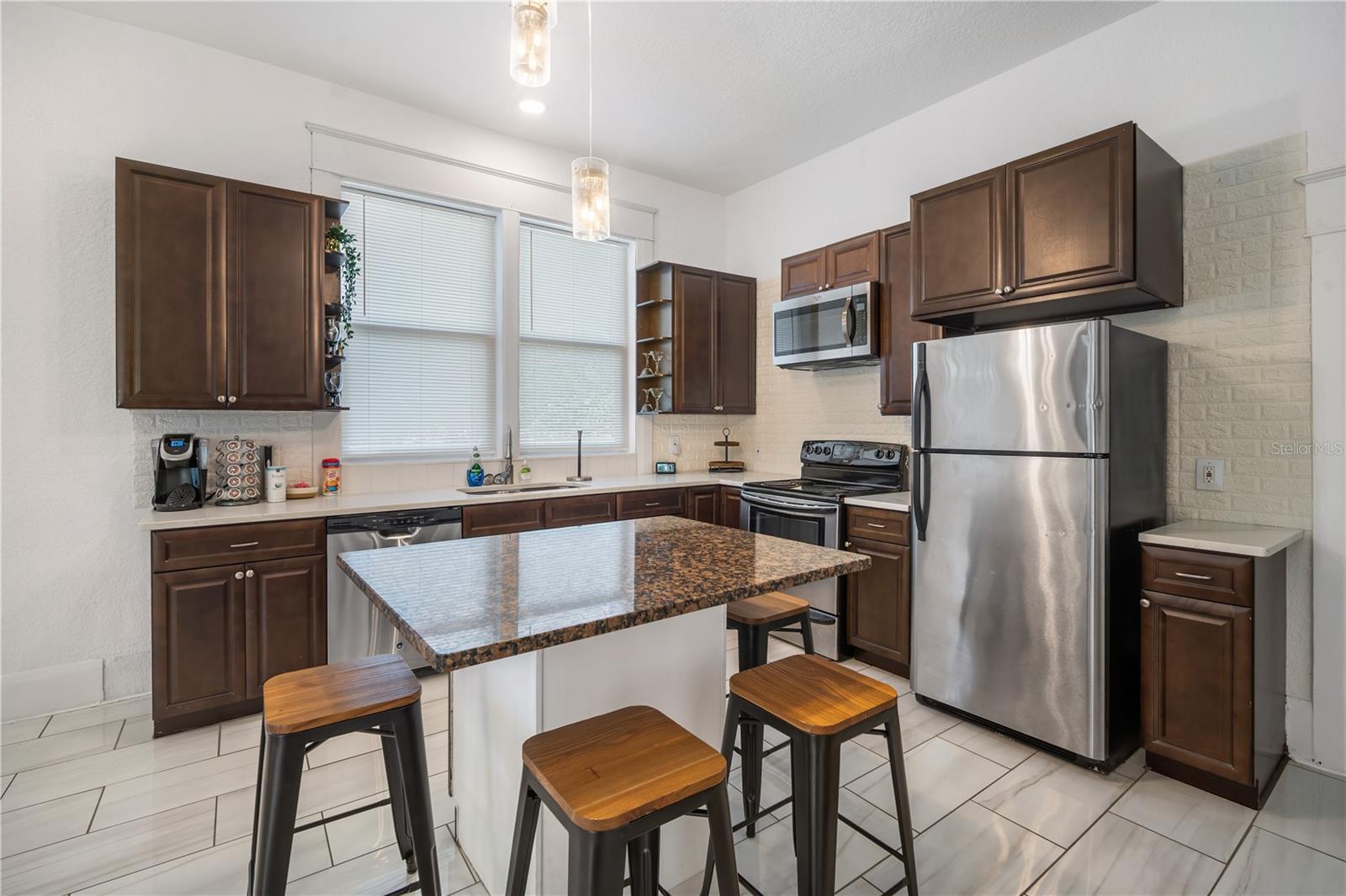 3105 W SPRUCE ST, TAMPA, FL, 33607