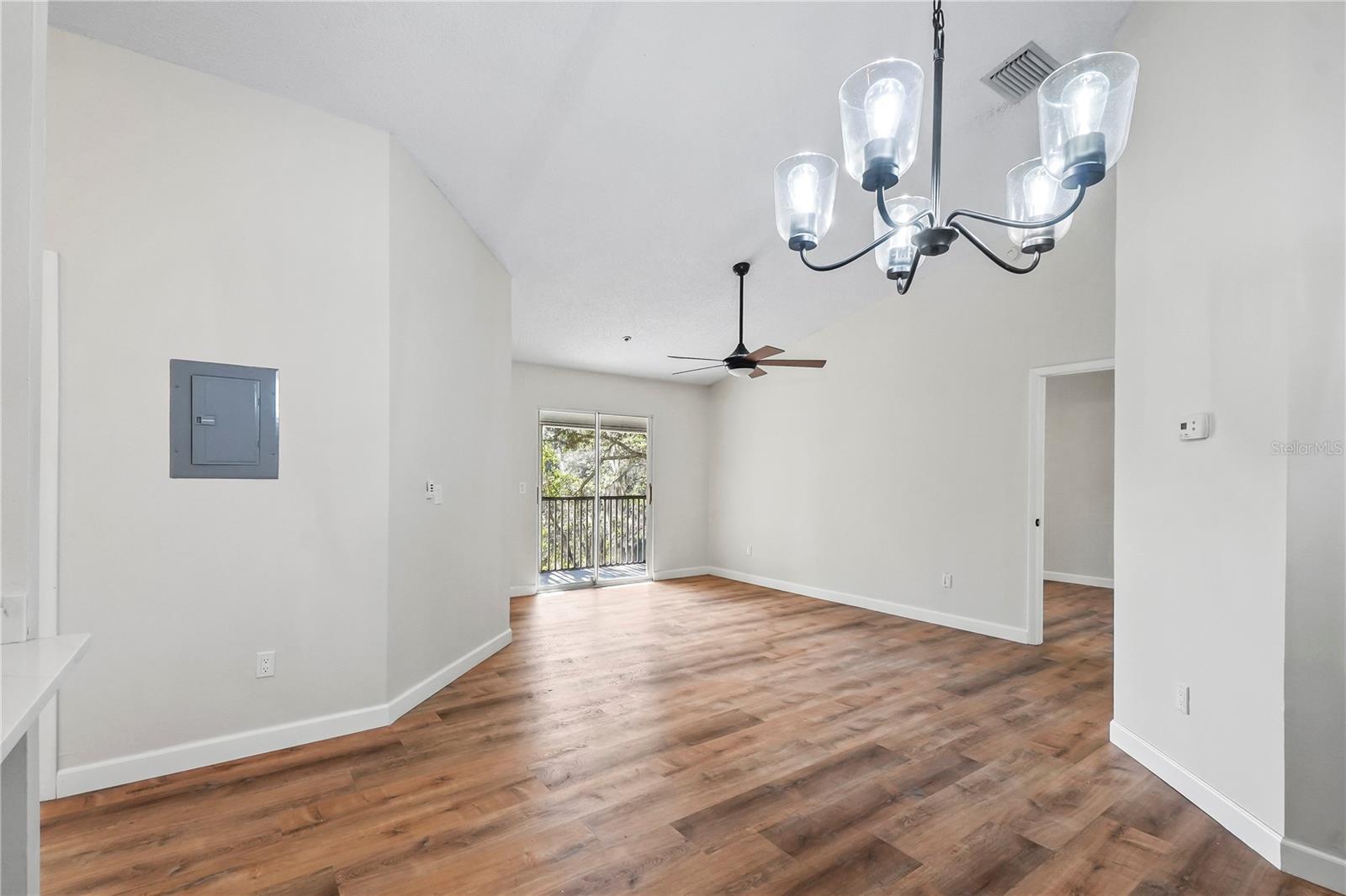 6003 LAKETREE LN #L, TEMPLE TERRACE, FL, 33617