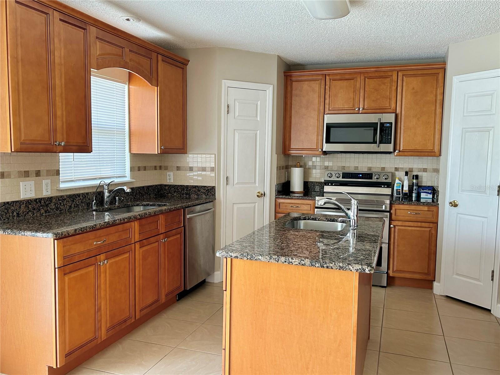 2403 MELISSA ANN CT, KISSIMMEE, FL, 34746