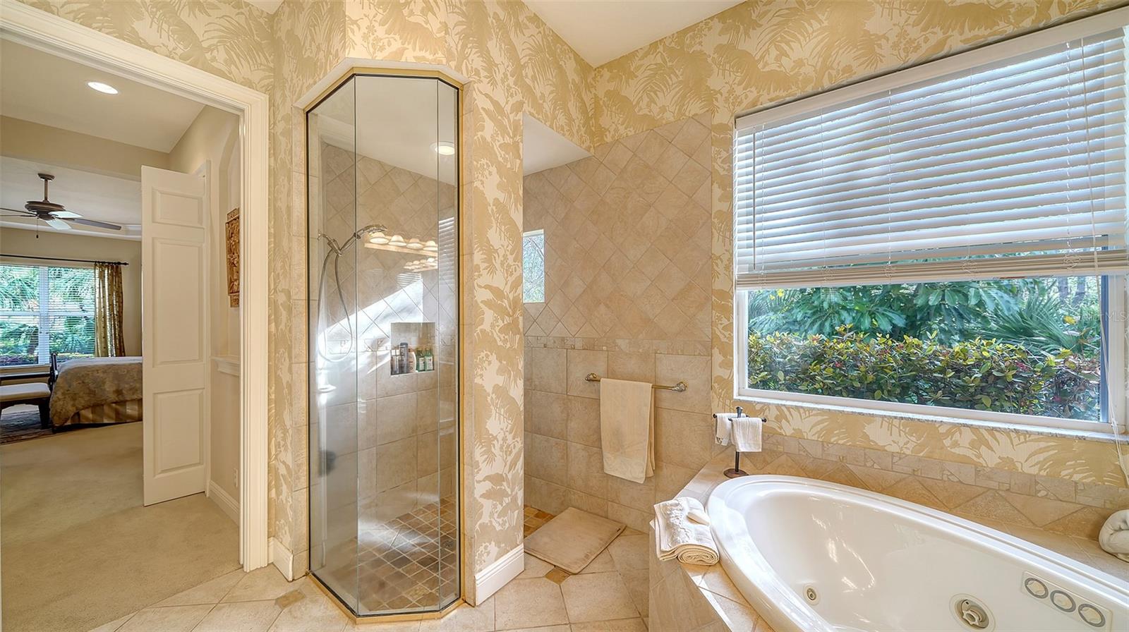 1712 GRANDE PARK DR, ENGLEWOOD, FL, 34223