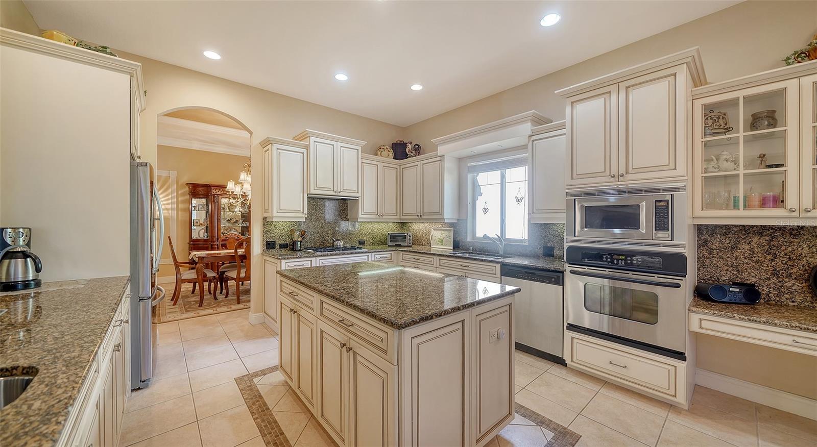 1712 GRANDE PARK DR, ENGLEWOOD, FL, 34223