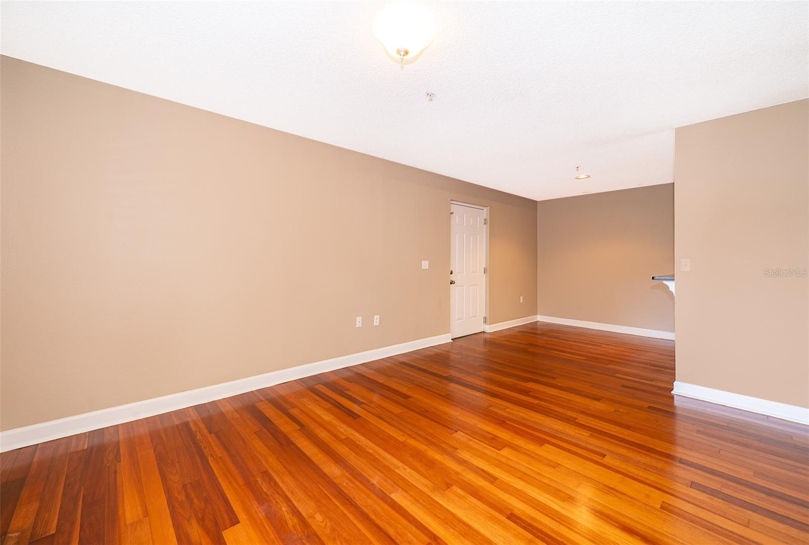2013 DIXIE BELLE DR #F, ORLANDO, FL, 32812