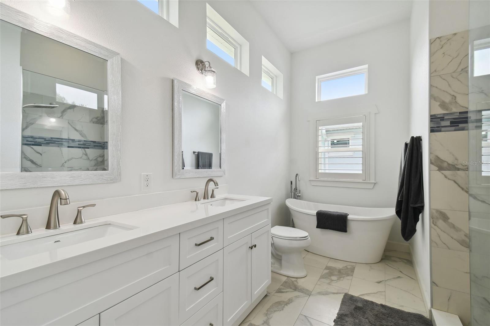 4755 W TARPON ST, TAMPA, FL, 33616