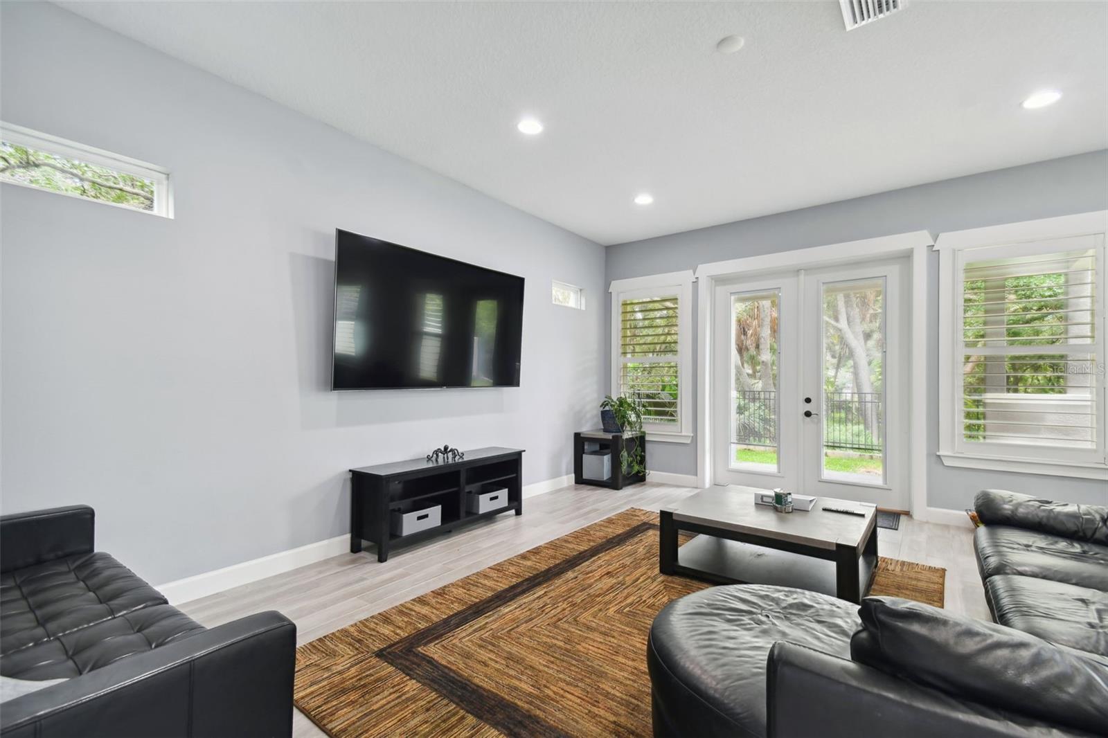 4755 W TARPON ST, TAMPA, FL, 33616