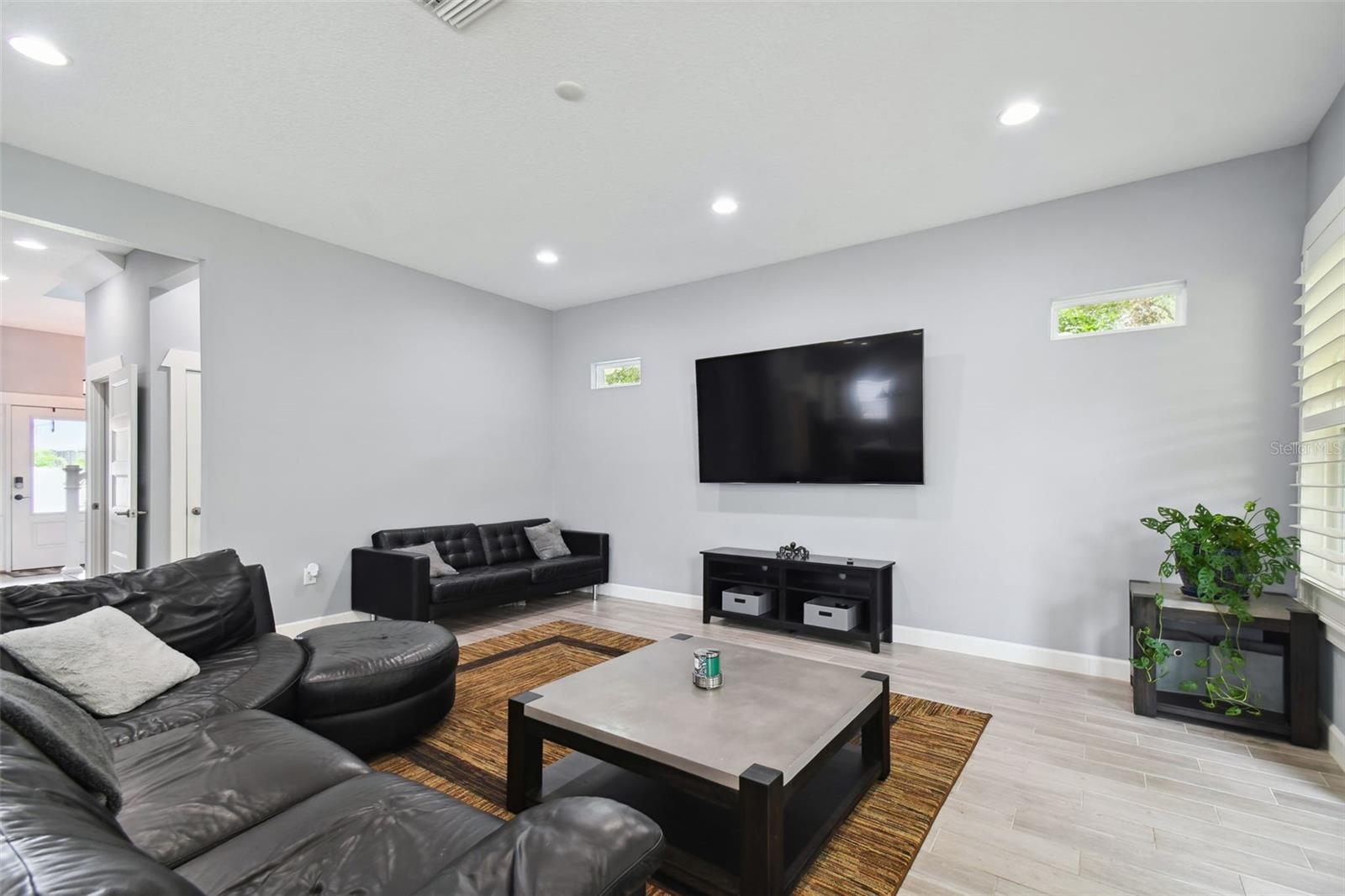 4755 W TARPON ST, TAMPA, FL, 33616