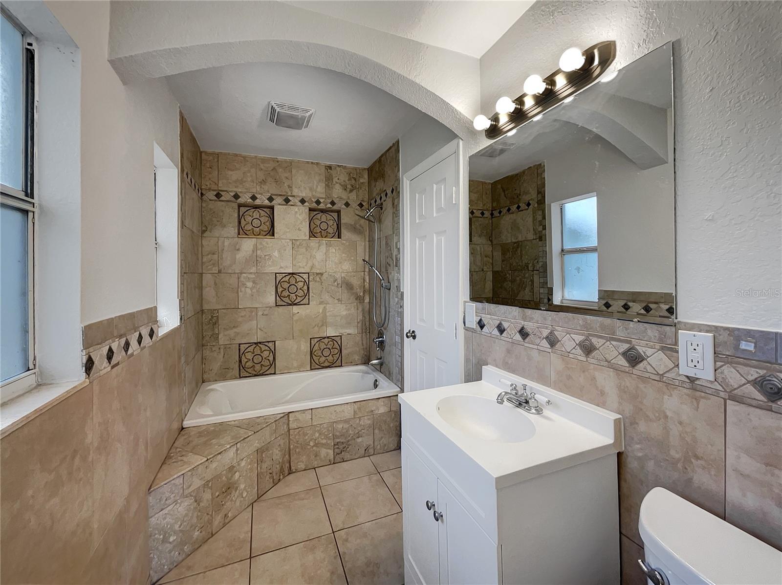 1361 PETERS DR, LEESBURG, FL, 34748