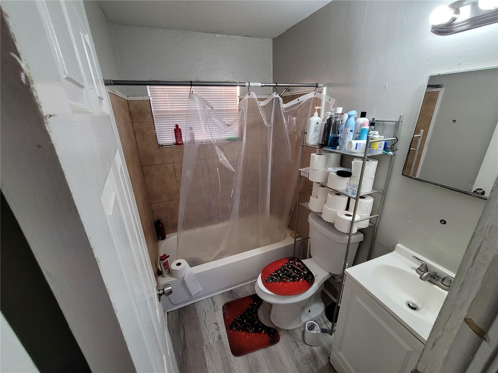 627 WASHINGTON AVE, LAKE WALES, FL, 33853
