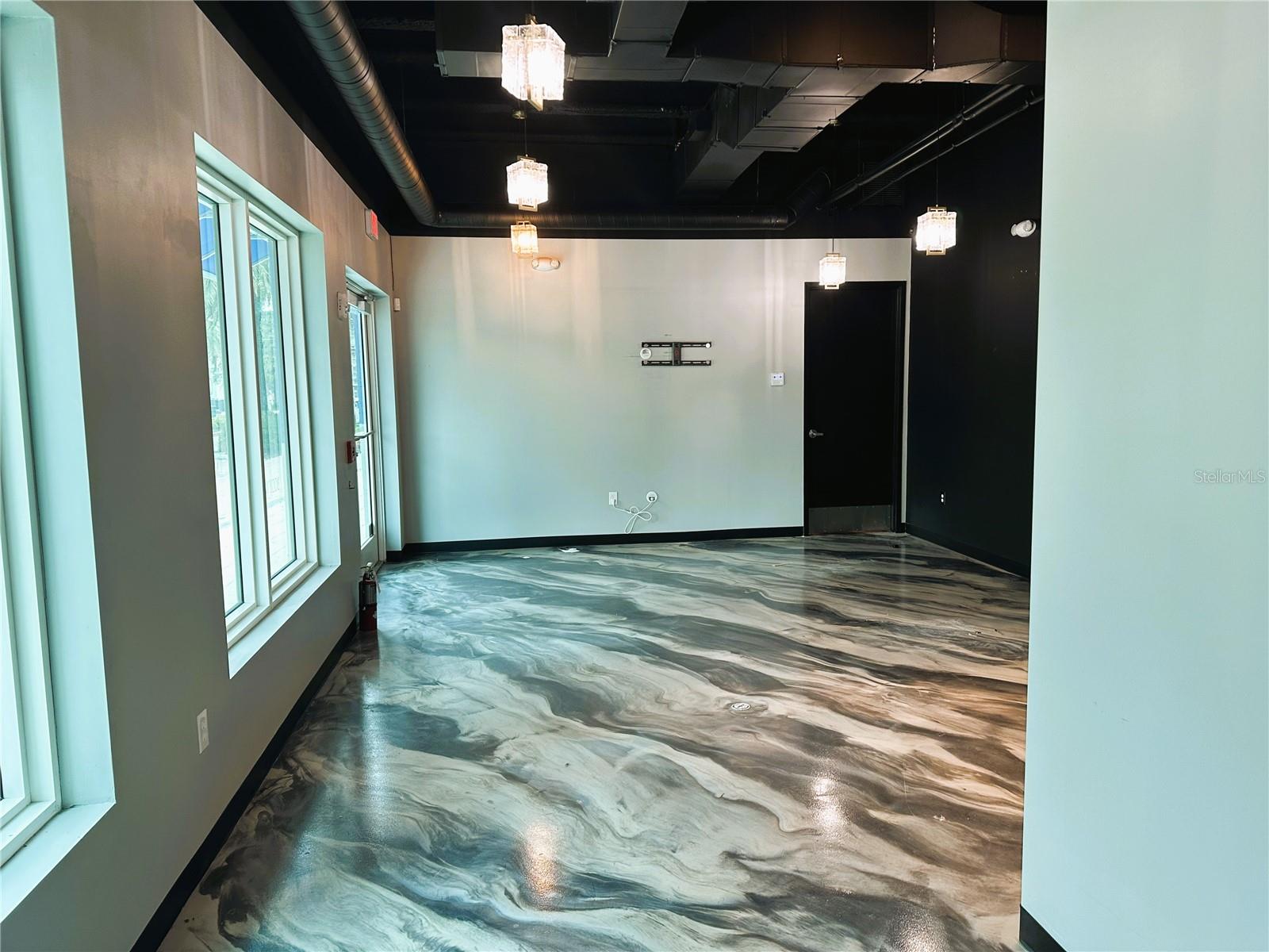 1100 CLEVELAND #B, CLEARWATER, FL, 33755