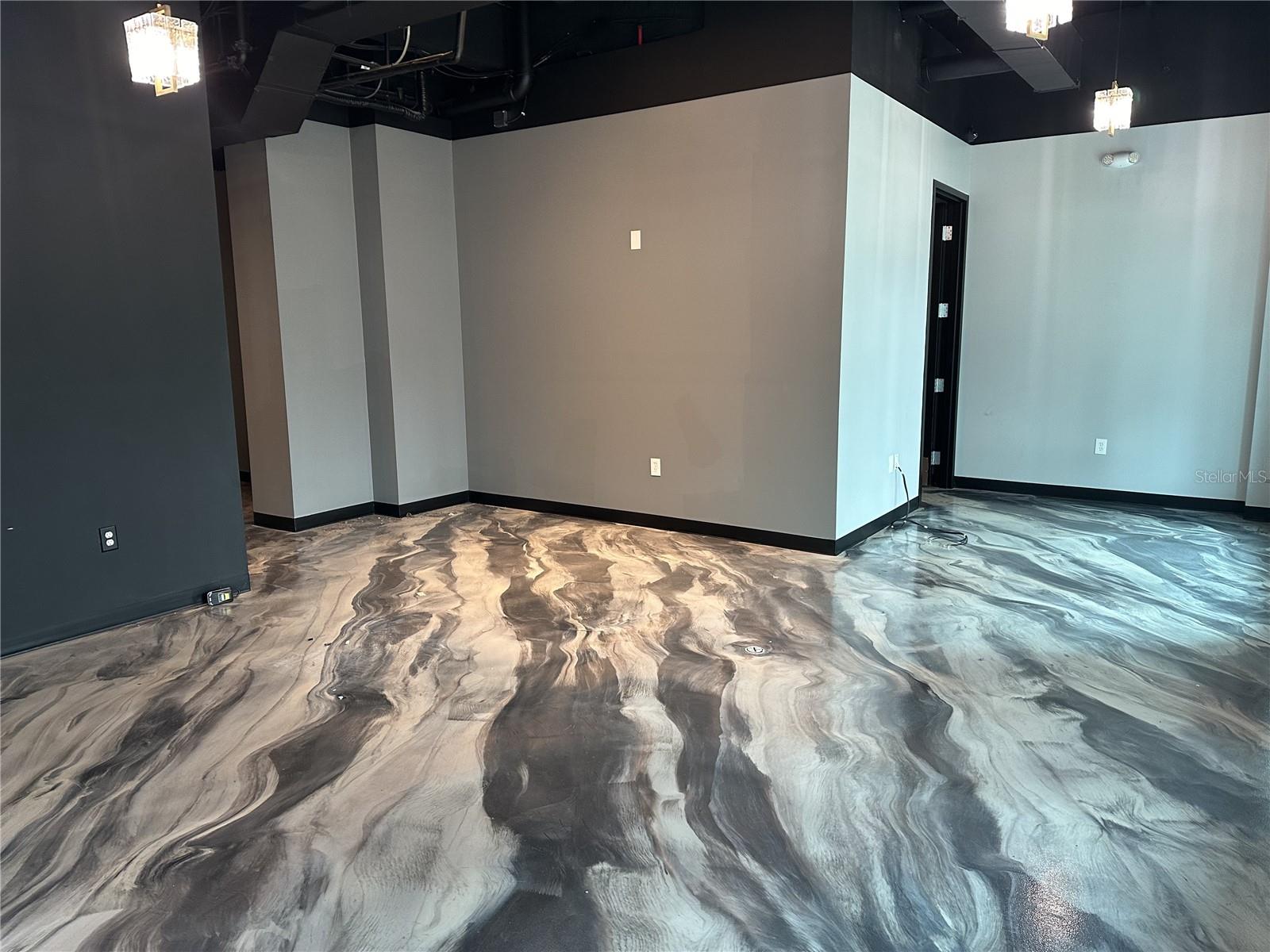 1100 CLEVELAND #B, CLEARWATER, FL, 33755