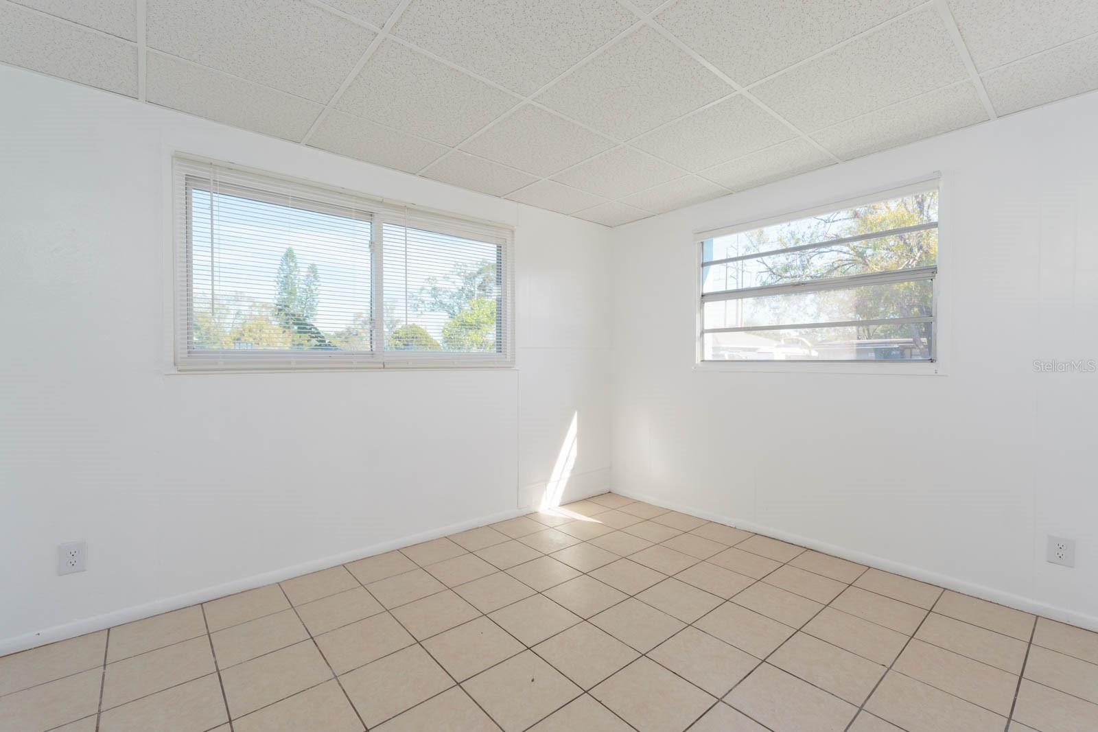 2009 WINDSOR WAY, TAMPA, FL, 33619
