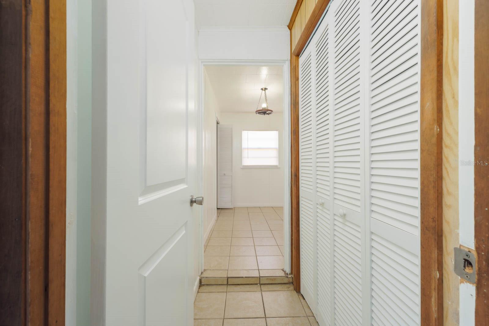 2009 WINDSOR WAY, TAMPA, FL, 33619