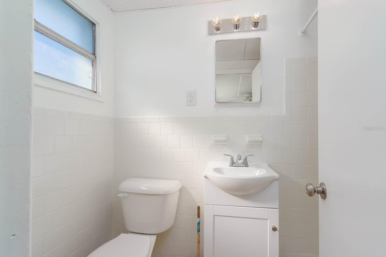 2009 WINDSOR WAY, TAMPA, FL, 33619